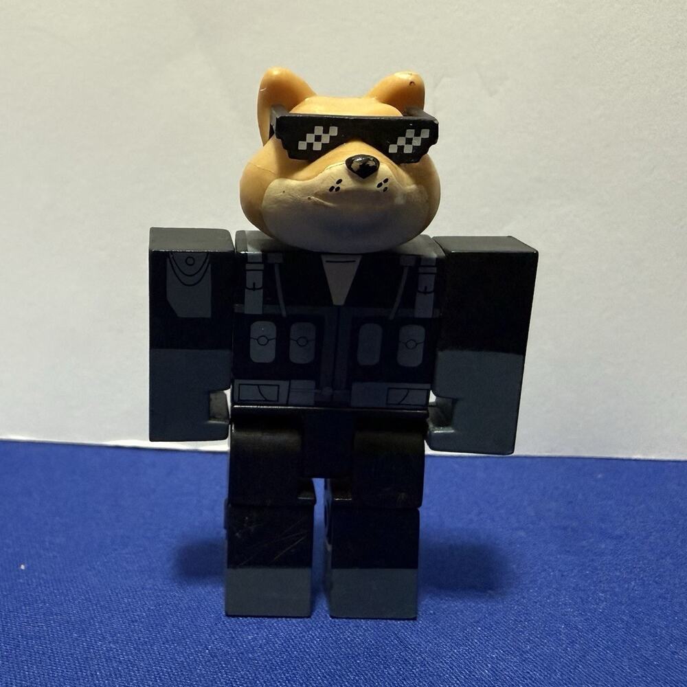 Roblox Doge Dog Head Block-Style Figure w/ Sunglasses Black/Tan Plastic